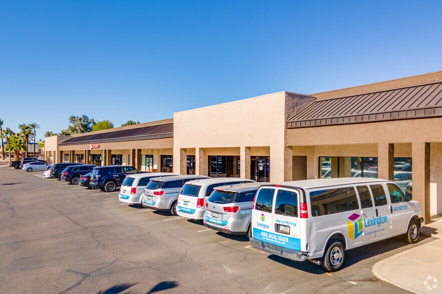 Primary Photo Of 1555 S Gilbert Rd, Mesa Storefront Retail Office For Lease
