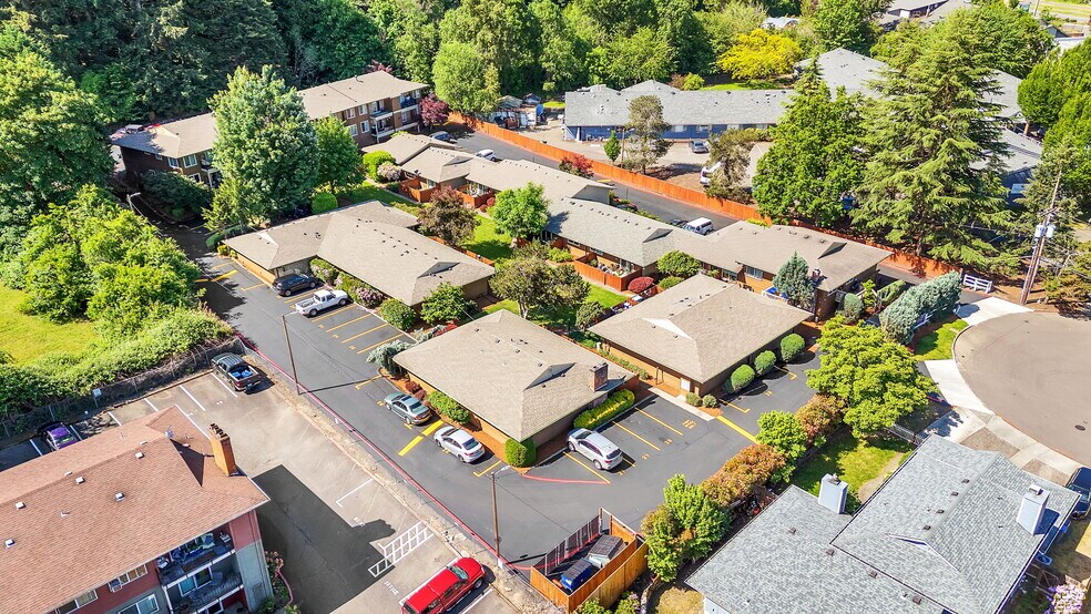 Primary Photo Of 14130 SW 105th Ave, Tigard Apartments For Sale