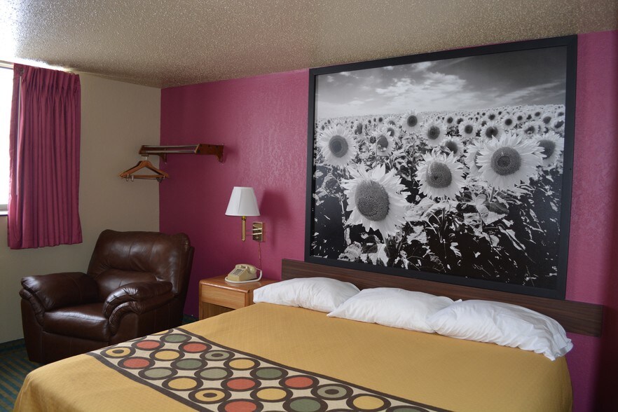 More Photos Of 1001 Highway 2 E, Devils Lake Hotel For Sale