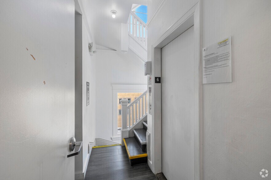 More Photos Of 392 11th St, Oakland Apartments For Sale