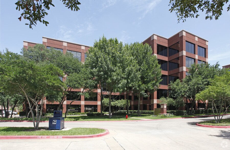 More Photos Of 901 S MoPac Expy, Austin Office For Lease