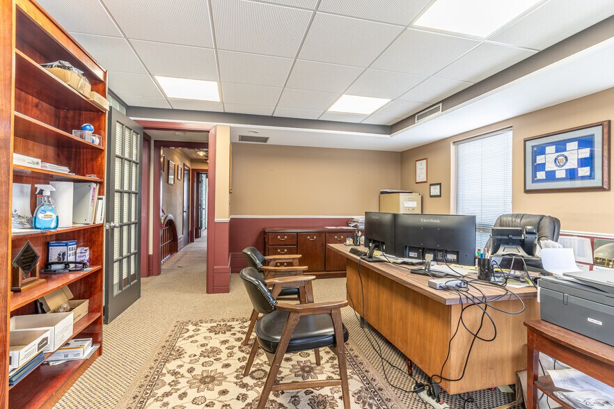 More Photos Of 55 Jefferson Blvd, Warwick Office For Sale