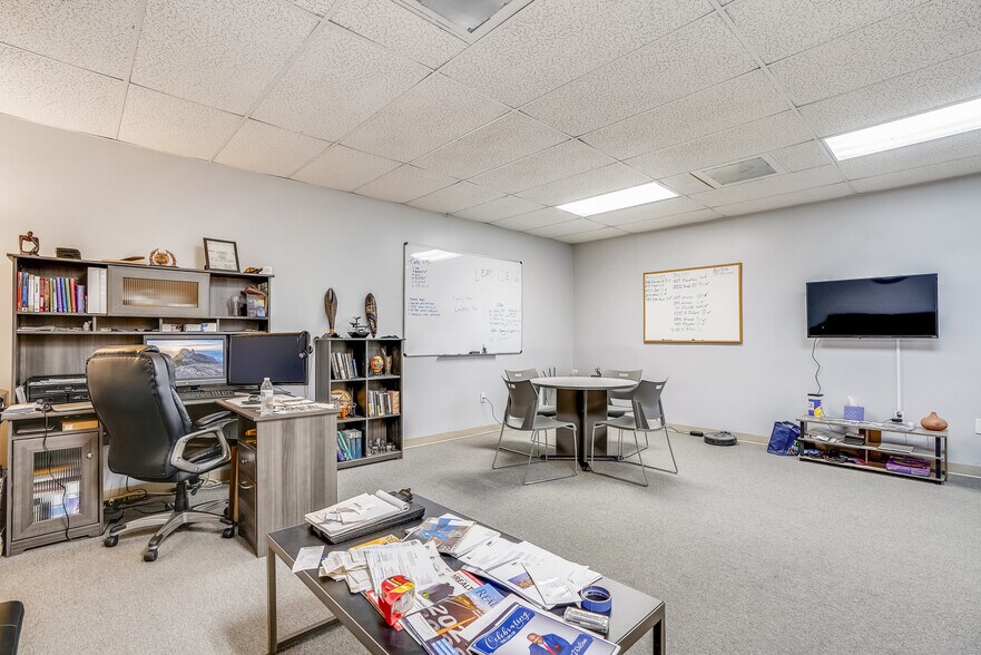 More Photos Of 6314 Windsor Mill Rd, Woodlawn Office For Sale
