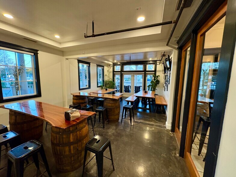 More Photos Of 1901 E Ocean View Ave, Norfolk Storefront For Sale