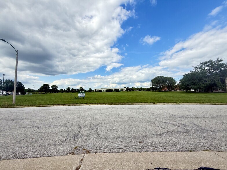 More Photos Of 2601 Leonard Dr, Valparaiso Land For Sale