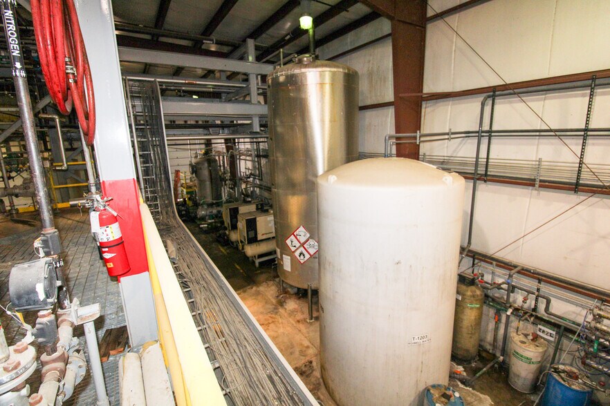 More Photos Of 5640 44th Ave S, Clinton Industrial For Sale