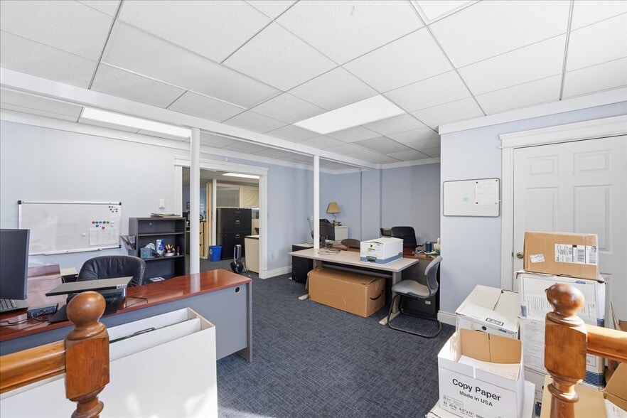 More Photos Of 96 Freneau Ave, Matawan Office For Sale