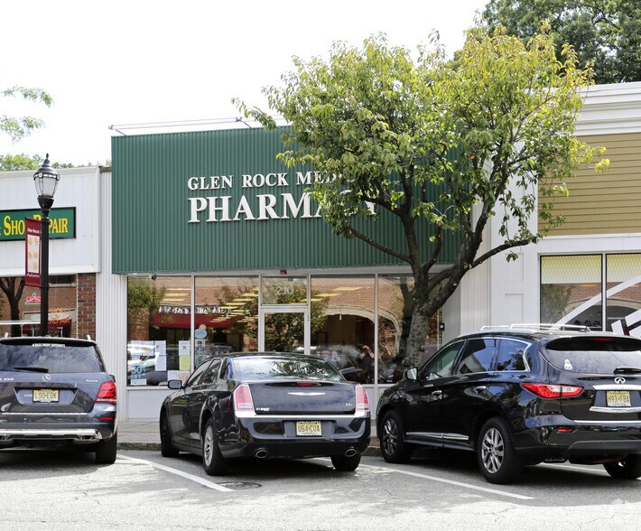 More Photos Of 210 Rock Rd, Glen Rock General Retail For Sale
