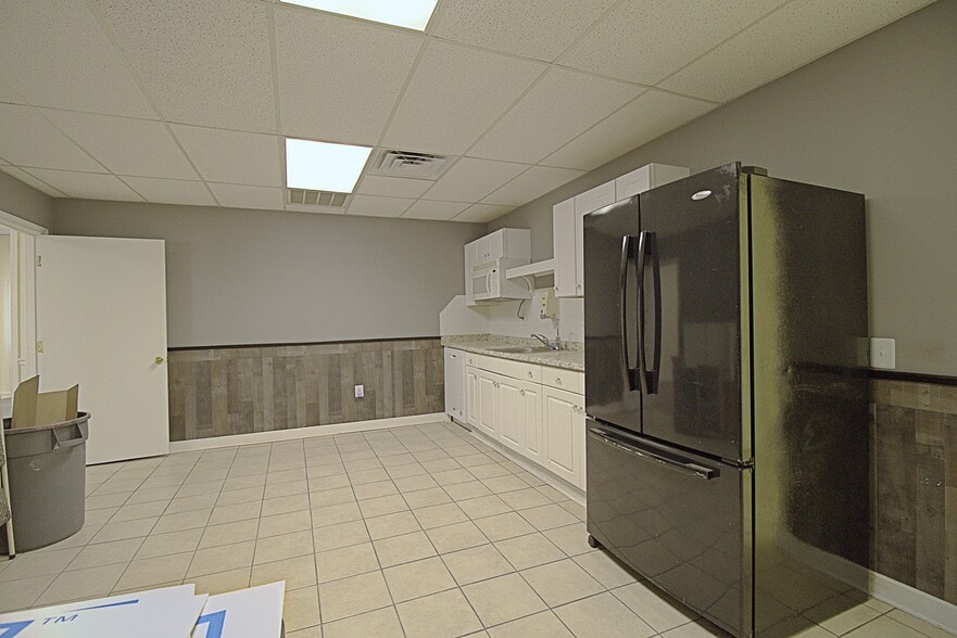 More Photos Of 18025 W Little York Rd, Katy Flex For Sale