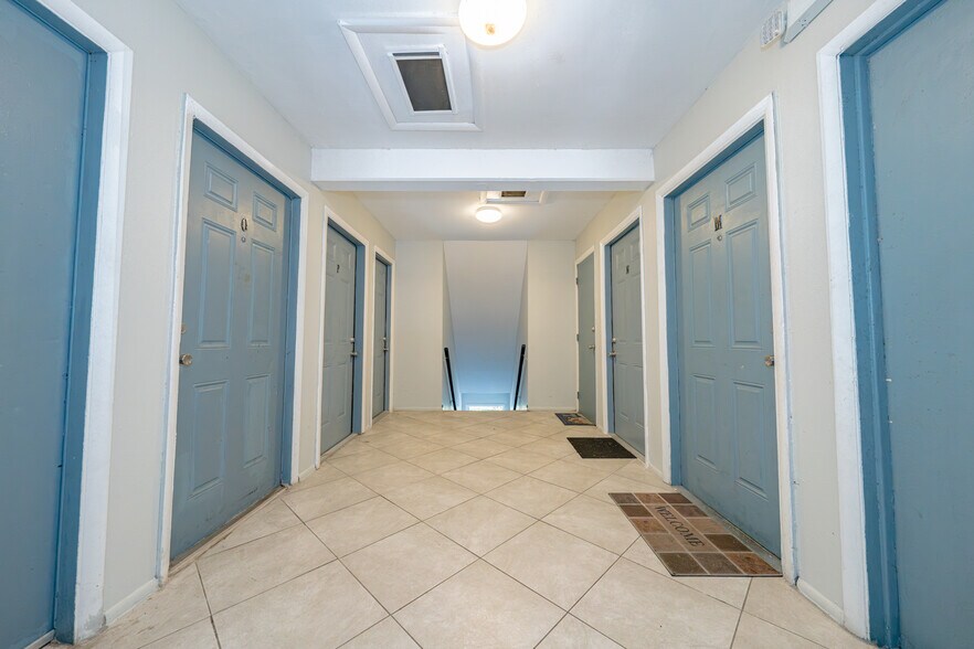 More Photos Of 938 Northern Dr, Lake Park Apartments For Sale