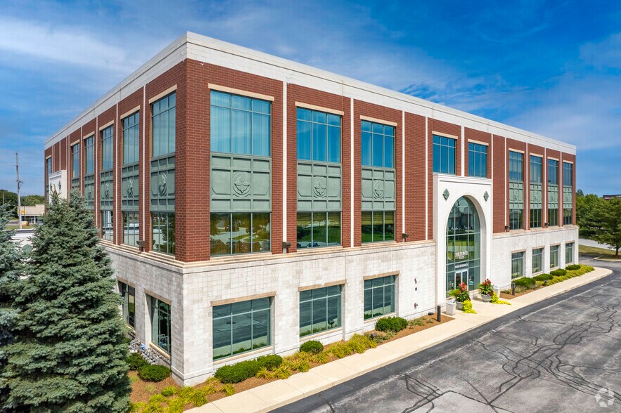 More Photos Of 5521 W Lincoln Hwy, Schererville Medical For Sale