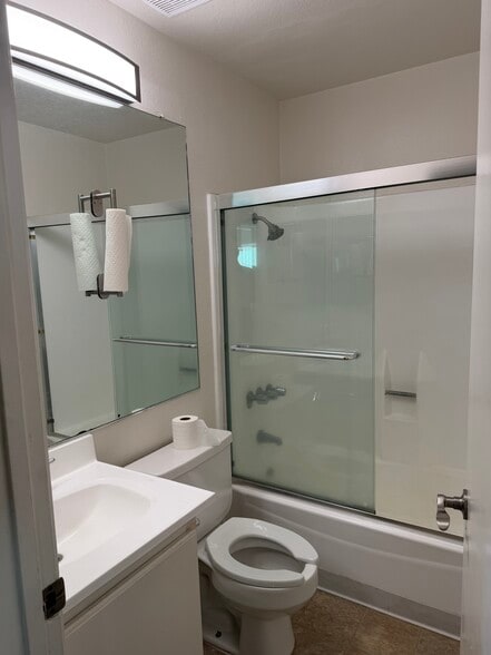 More Photos Of 1636 N Verdugo Rd, Glendale Apartments For Sale