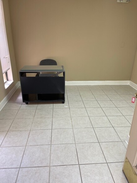 More Photos Of 701 N Hercules Ave, Clearwater Medical For Lease