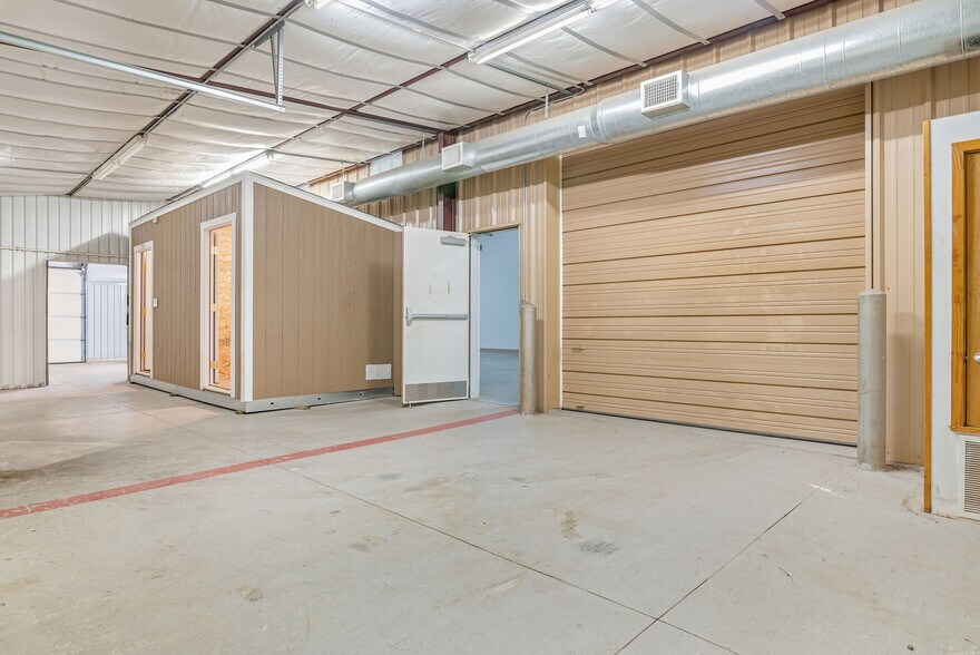 More Photos Of 2753 SH 322 Hwy, Longview Office Residential For Sale