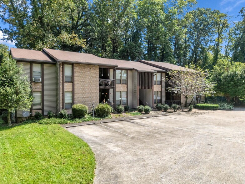 More Photos Of , Hendersonville Multifamily For Sale