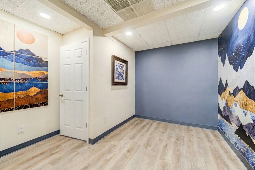 More Photos Of 56 Main St, Poughkeepsie Medical For Lease