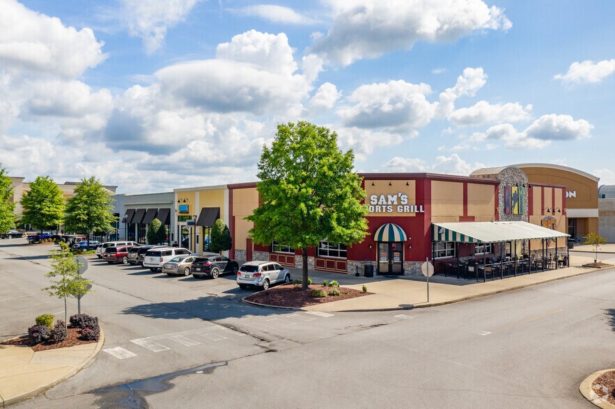 More Photos Of 1720 Old Fort Pky, Murfreesboro General Retail For Sale