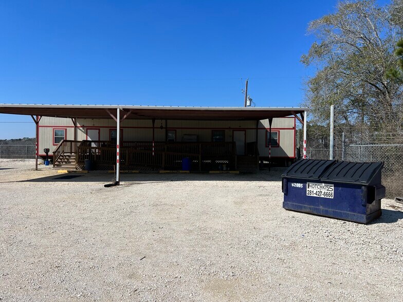 More Photos Of 20218 Crosby Fwy, Crosby Flex For Lease