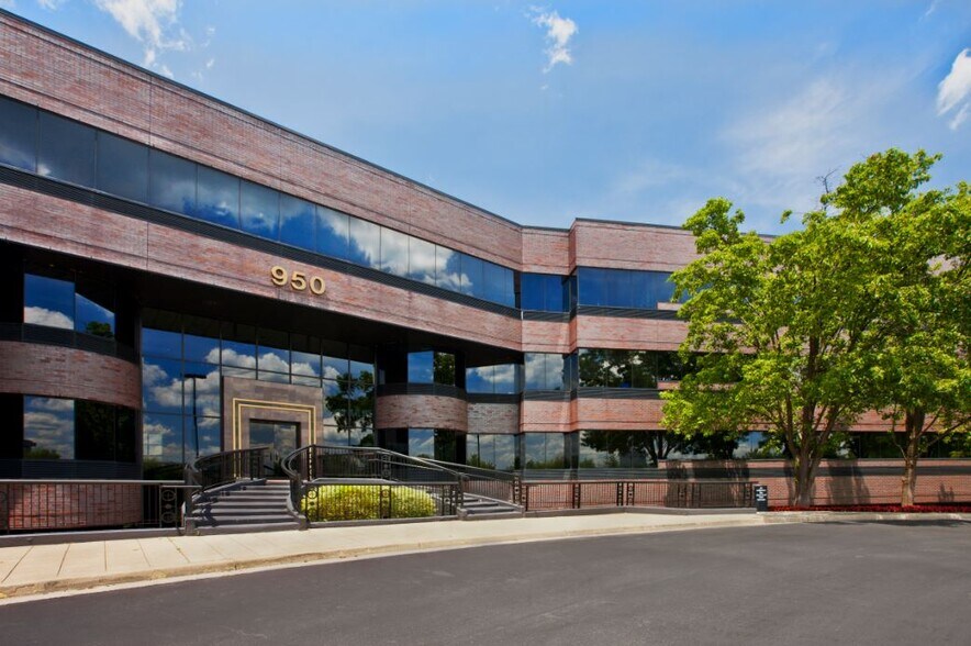 Primary Photo Of 950 Breckenridge Ln, Louisville Office For Lease