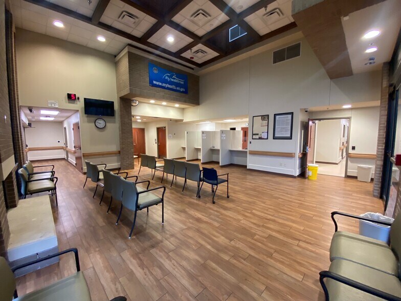 More Photos Of 600 N Bell Blvd, Cedar Park Medical For Sale