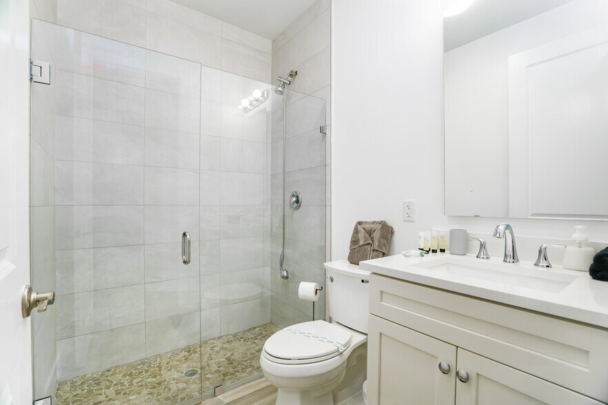 More Photos Of 3770 County Line Rd, Tequesta Apartments For Sale