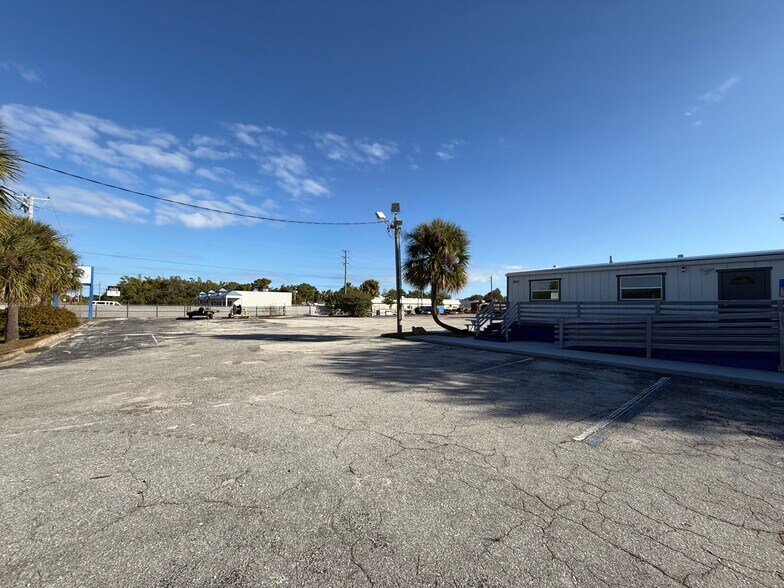 More Photos Of 1901 Robert J Conlan Blvd NE, Palm Bay Service For Sale