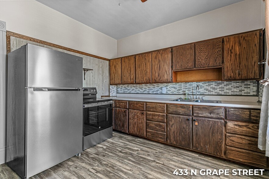 More Photos Of 441 N Grape St, Medford Apartments For Sale