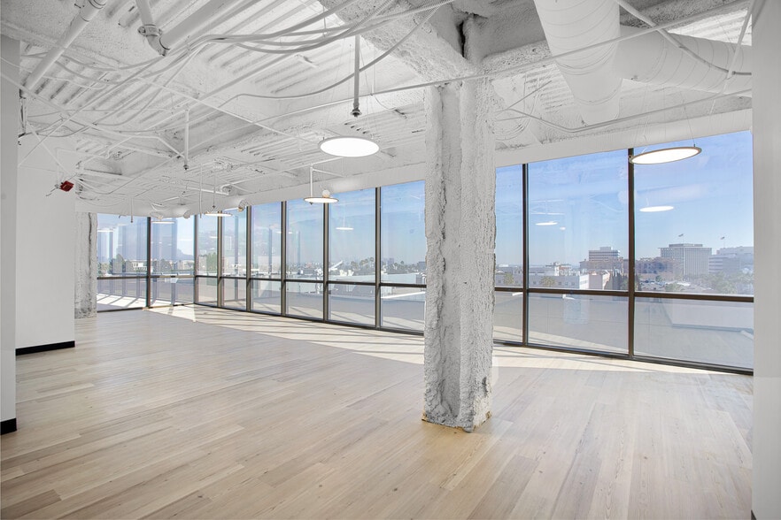 More Photos Of 460-464 N Beverly Dr, Beverly Hills Office For Lease