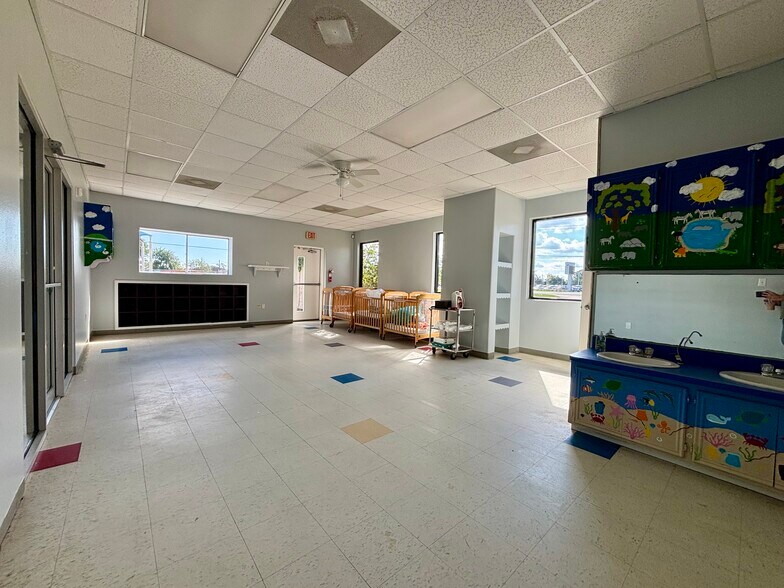 More Photos Of 1141 Brazosport Blvd N, Richwood Daycare Center For Lease