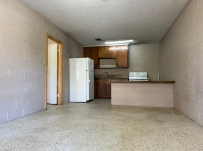 More Photos Of 110 College Dr, Brewton Apartments For Sale