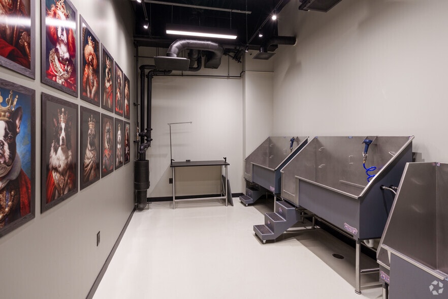 More Photos Of 1950 Broadway, Oakland Apartments For Lease