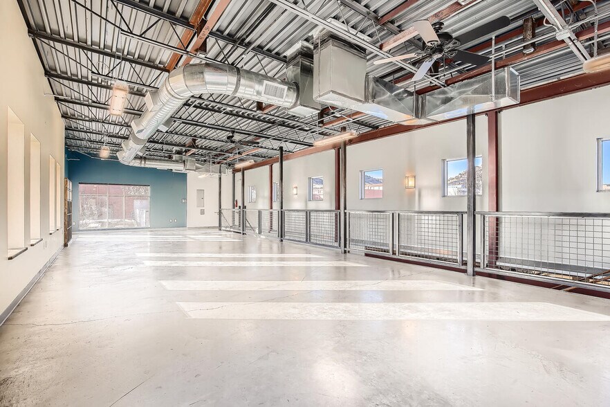 More Photos Of 1211 Avery St, Golden Office For Lease