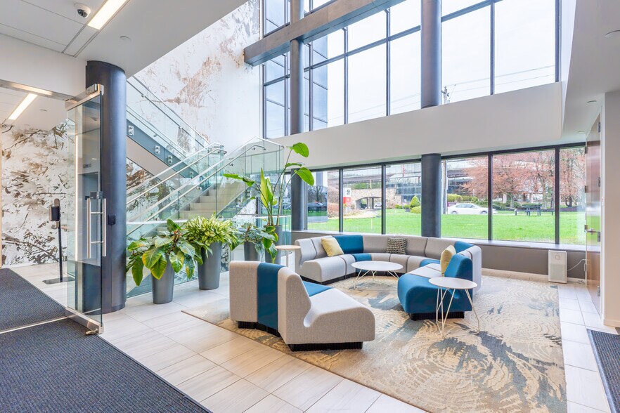 More Photos Of 426 W Lancaster Ave, Devon Office For Lease