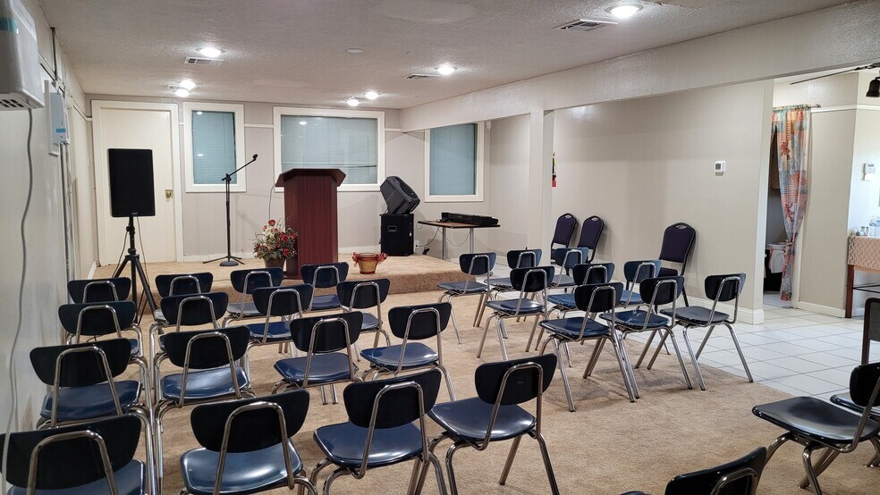 More Photos Of 2055 Pasadena Blvd, Pasadena Land For Sale