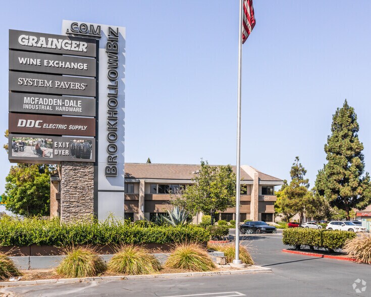 More Photos Of 1560 Brookhollow Dr, Santa Ana Office For Lease
