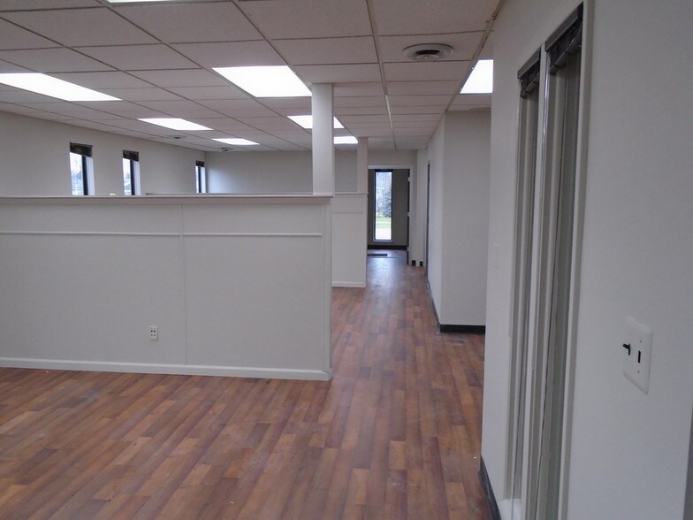 More Photos Of 36358-36380 Garfield Rd, Clinton Township Medical For Sale