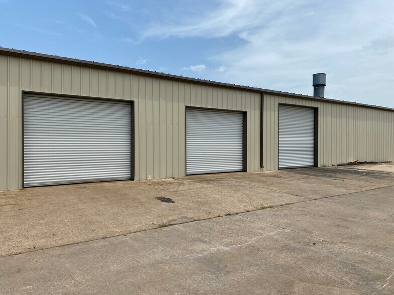 More Photos Of 3838 S Hwy 287, Waxahachie Auto Repair For Sale