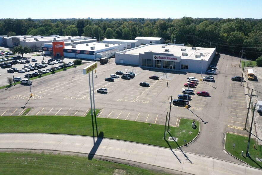 More Photos Of 8620 Airline Hwy, Baton Rouge Freestanding For Sale