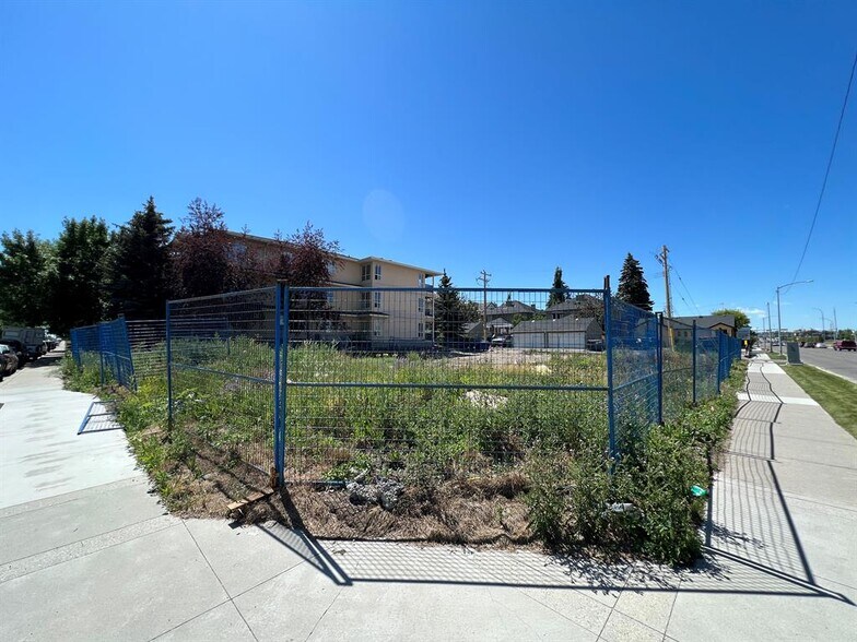 More Photos Of 1903-1907 31 St SW, Calgary Land For Sale