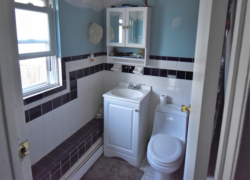 More Photos Of 1241 Coes Neck Rd, North Baldwin Auto Salvage Facility For Sale