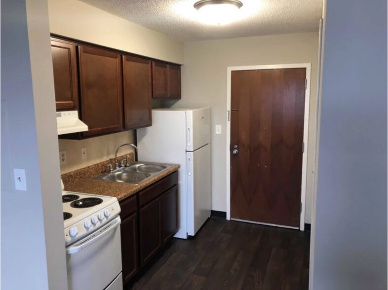 More Photos Of 4700 Westgrove St, Raleigh Apartments For Sale