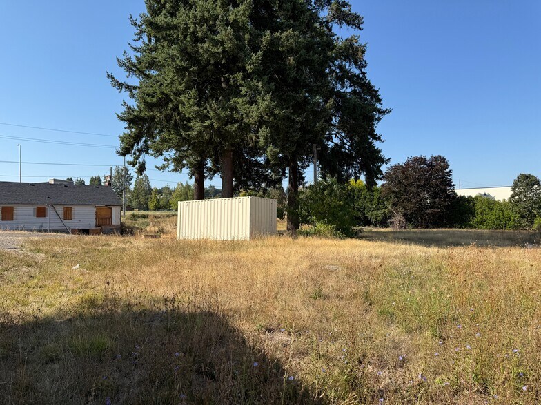 More Photos Of 18005 NE Sandy Blvd, Portland Land For Sale