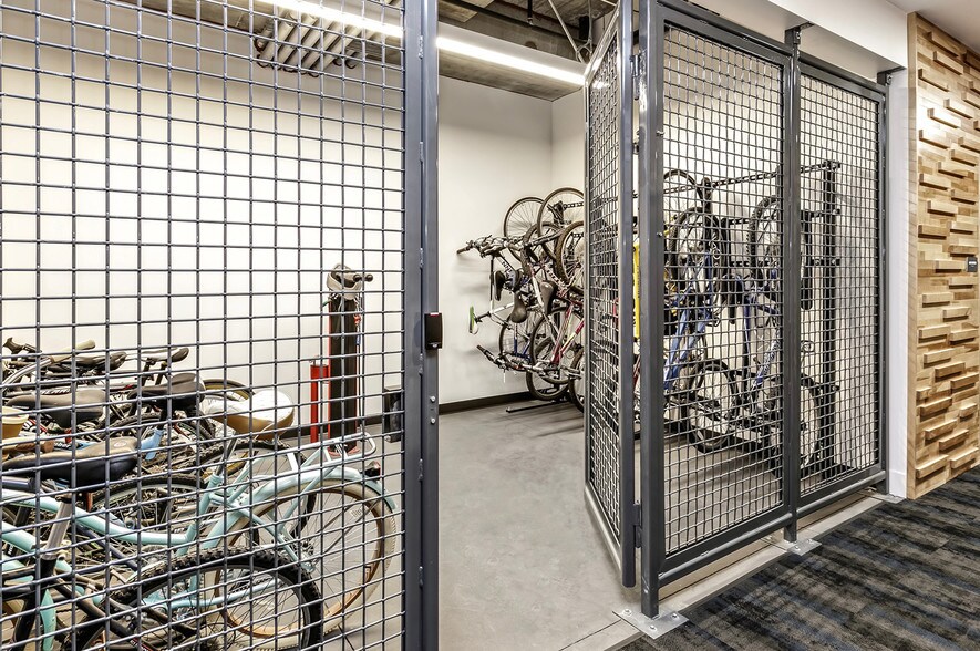 More Photos Of 1415 Cuming St NE, Omaha Apartments For Lease