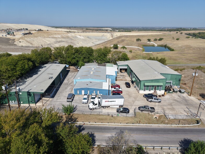 More Photos Of 11400 Old Lockhart Rd, Austin Warehouse For Sale