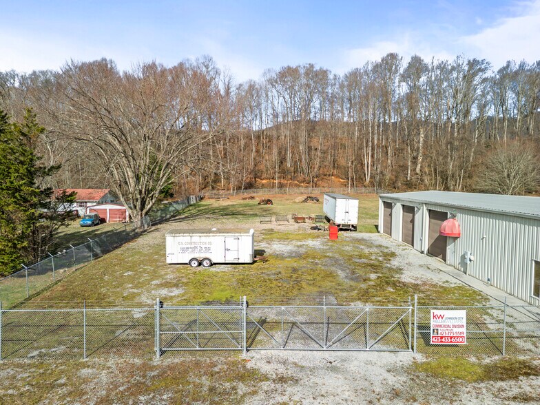 More Photos Of 2719 Highway 91, Elizabethton Showroom For Sale