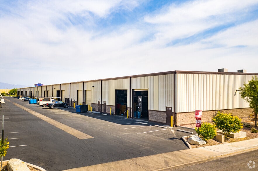 More Photos Of 3915 W Hacienda Ave, Las Vegas Warehouse For Lease