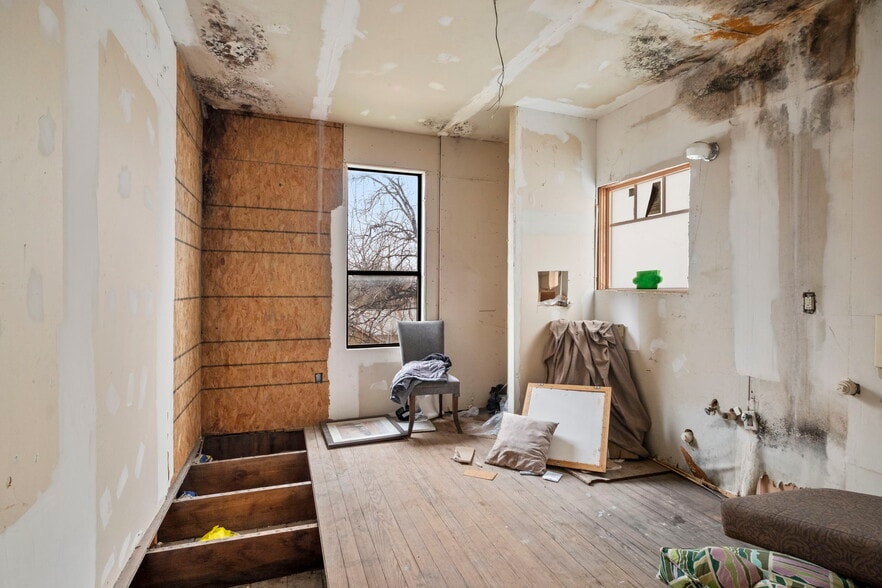 More Photos Of 125 N San Marcos, San Antonio Office Residential For Sale