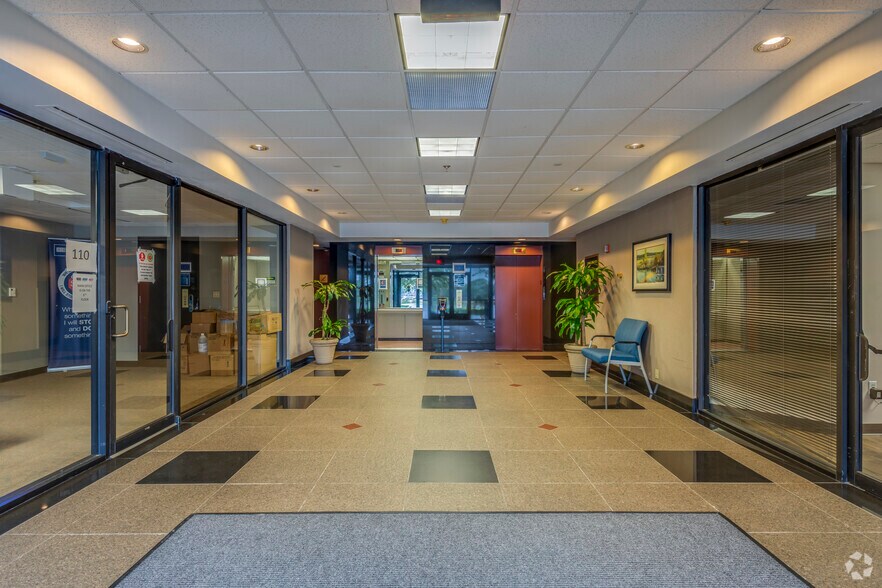 More Photos Of 4606 S Garnett Rd, Tulsa Unknown For Lease