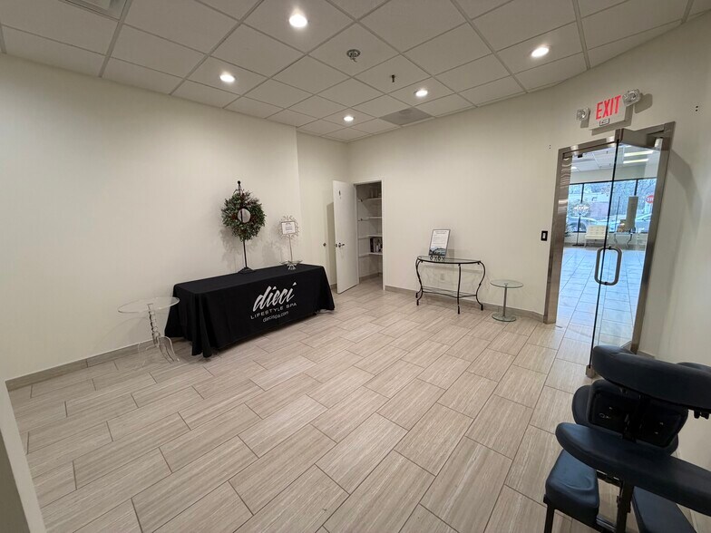 More Photos Of 90 W Mount Pleasant Ave, Livingston Freestanding For Lease