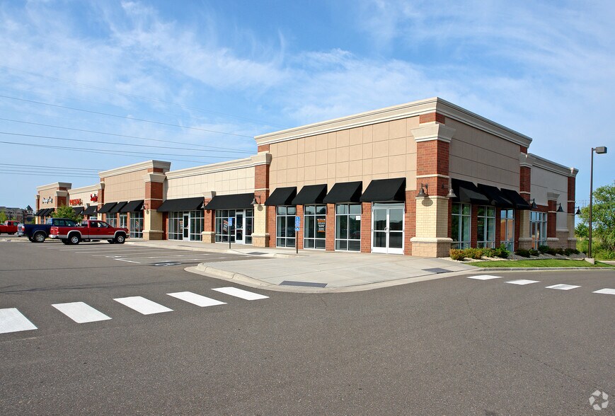More Photos Of 5901-5945 Norwich Ave N, Oak Park Heights General Retail For Lease